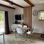 Caloroczny Zagroda Mlynski Apartamento *