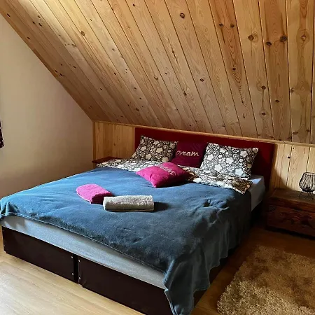 Caloroczny Zagroda Mlynski *