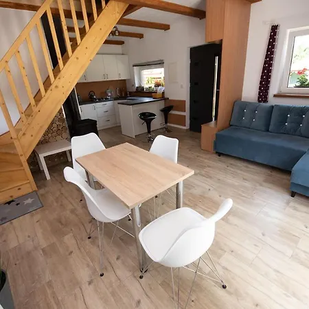 Caloroczny Zagroda Mlynski *