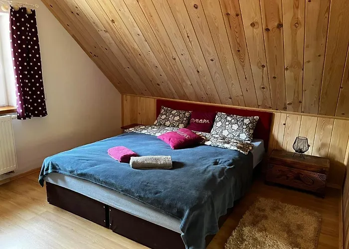 Caloroczny Zagroda Mlynski *