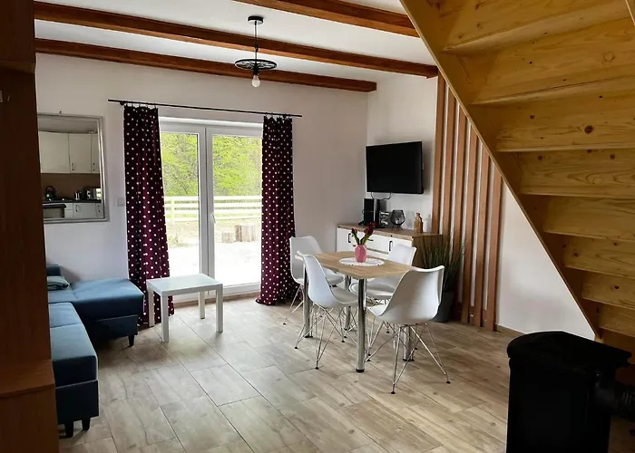 Caloroczny Zagroda Mlynski Sułkowice